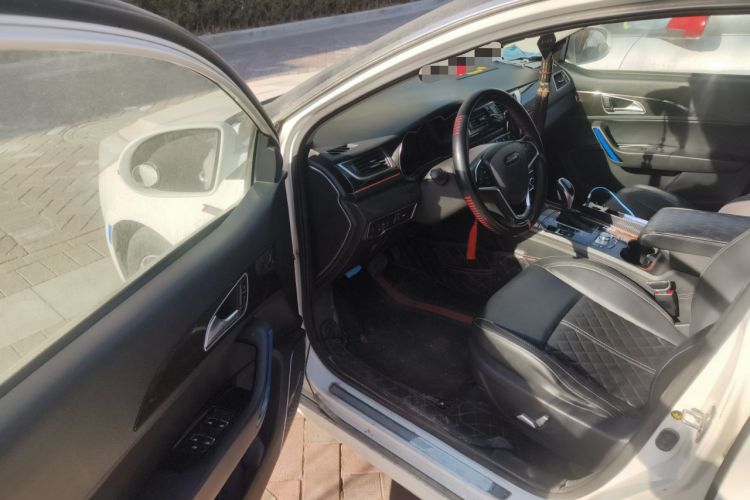 Used Zotye Z560 2017 1.5T CVT Luxury Model Driver Seat