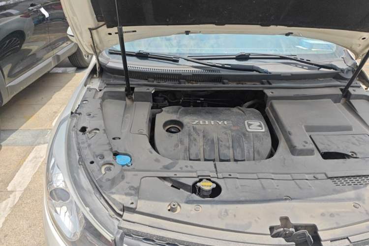 Used Zotye Z560 2017 1.5T CVT Luxury Model Engine Bay Right