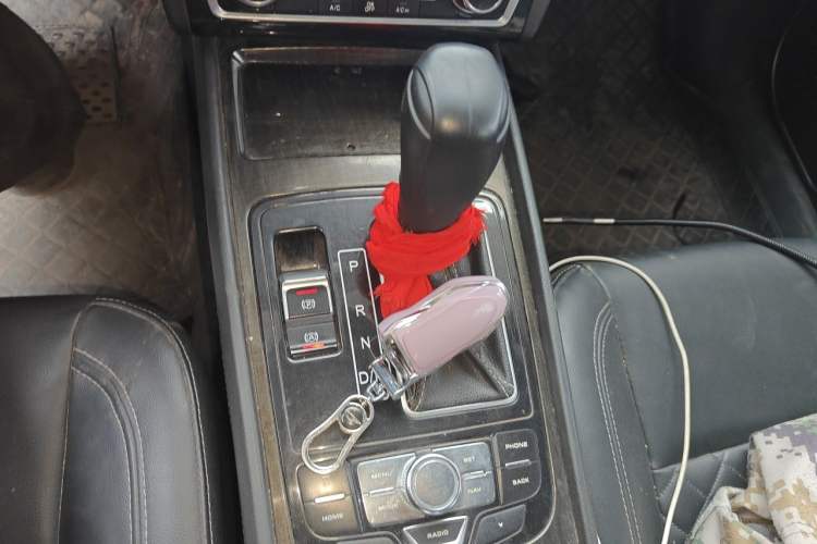 Used Zotye Z560 2017 1.5T CVT Luxury Model Gear Lever