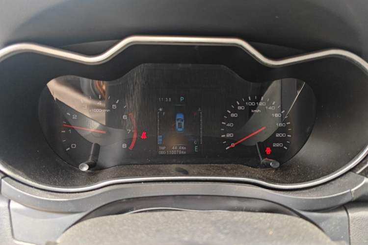 Used Zotye Z560 2017 1.5T CVT Luxury Model Instrument Cluster