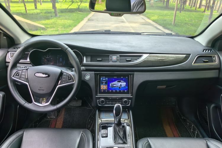 Used Zotye Z560 2017 1.5T CVT Luxury Model Interior 1