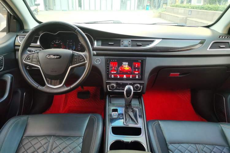 Used Zotye Z560 2017 1.5T CVT Comfort Model Interior 3