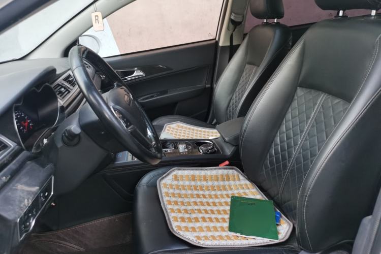 Used Zotye Z560 2017 1.5T CVT Luxury Model Left Front Seat