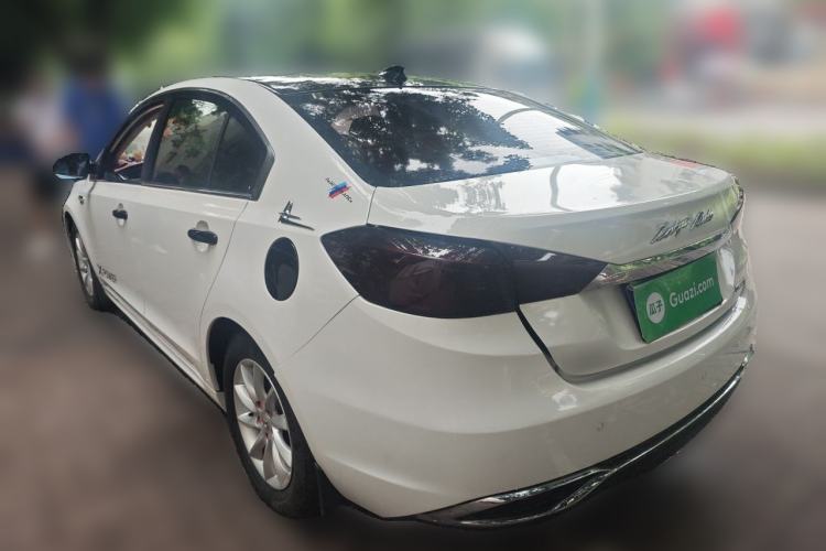Used Zotye Z560 2017 1.5T CVT Comfort Model Rear Left 45 Deg