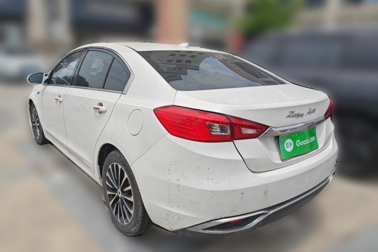 Used Zotye Z560 2017 1.5T CVT Luxury Model Rear Left 45 Deg