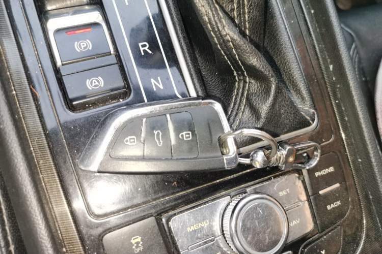 Used Zotye Z560 2017 1.5T CVT Luxury Model Vehicle Key