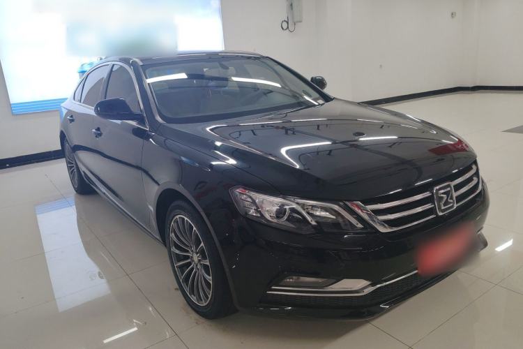 Used Zotye Z700 2016 1.8T DCT Luxury Model Front Right 45 Deg