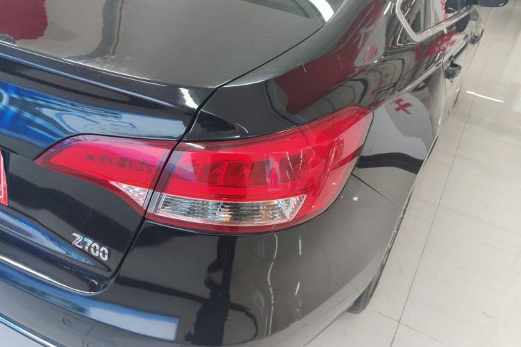 Used Zotye Z700 2016 1.8T DCT Luxury Model Right Rear Taillight