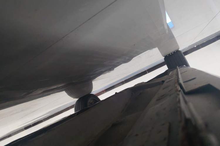 Used Zotye Z700 2016 1.8T DCT Luxury Model Right Side Sill