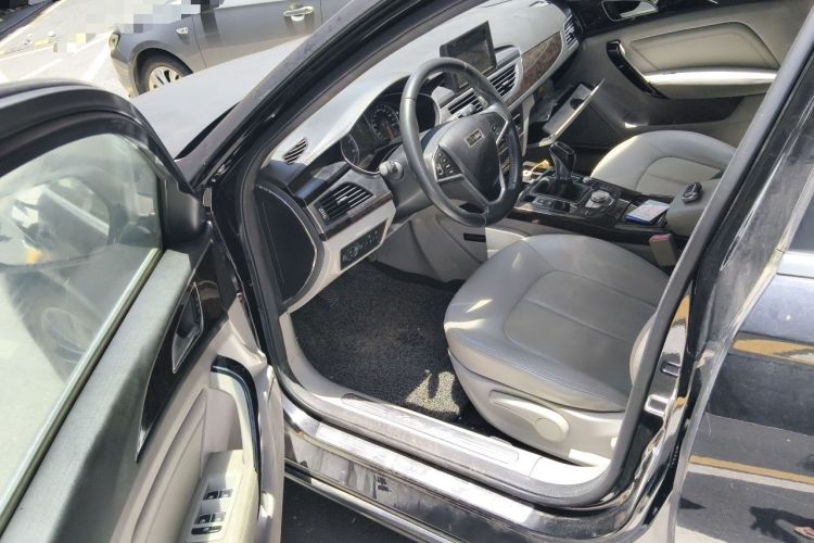 Used Zotye Z700 2016 1.8T Manual Luxury Model Driver Seat