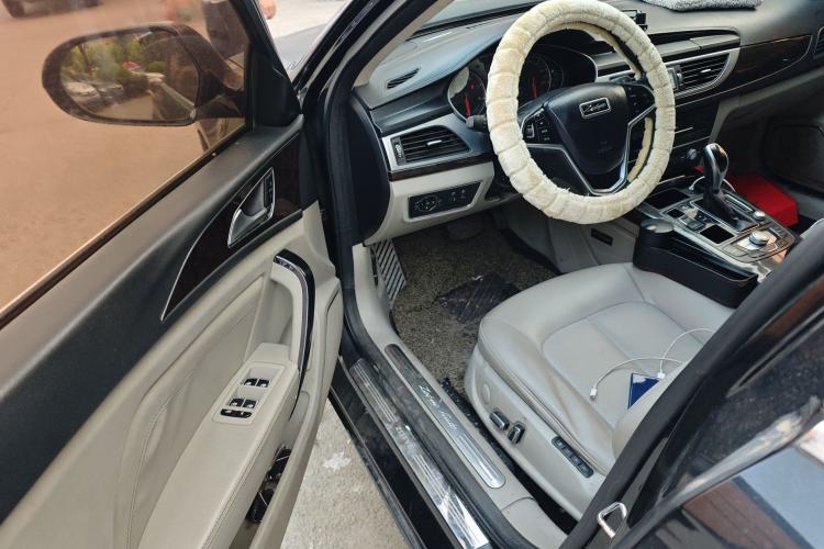 Used Zotye Z700 2016 1.8T DCT Elegant Version Driver Seat