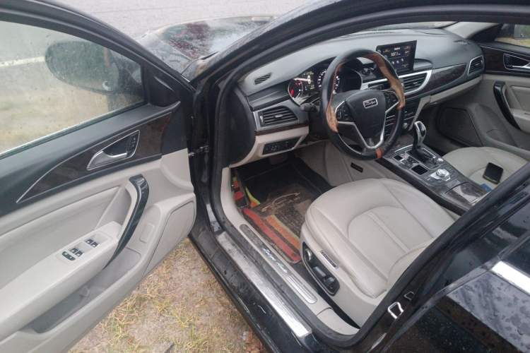 Used Zotye Z700 2016 1.8T DCT Prestige Edition Driver Seat