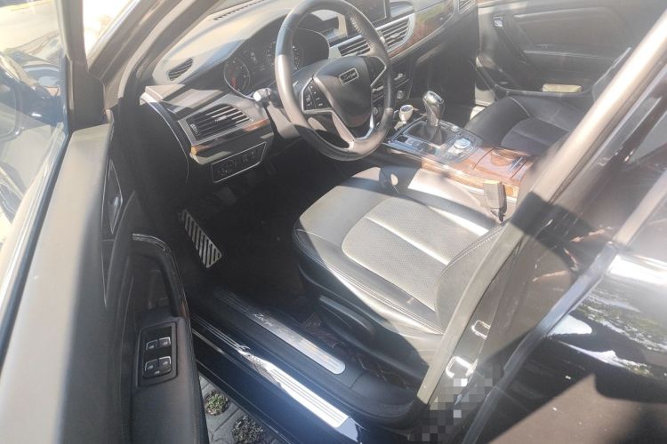 Used Zotye Z700 2016 1.8T Manual Luxury Model Driver Seat
