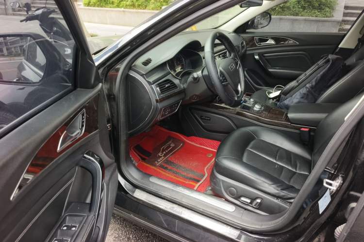 Used Zotye Z700 2016 1.8T DCT Elegant Version Driver Seat