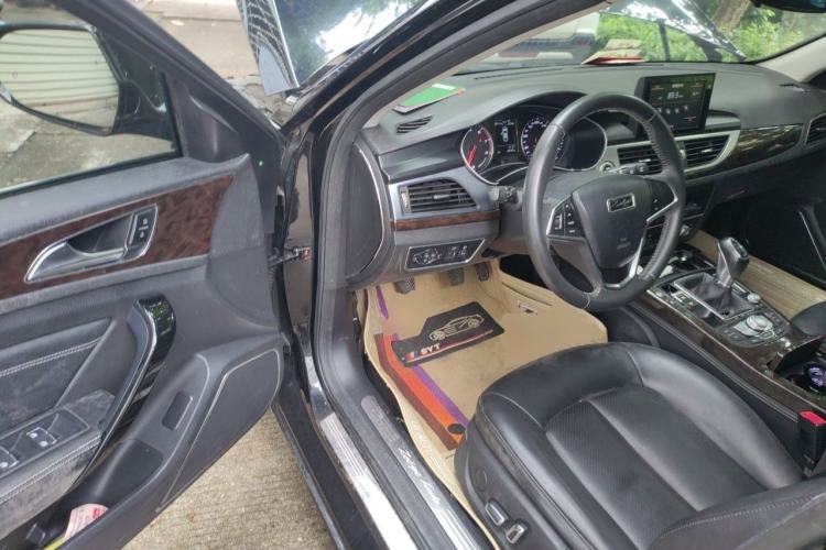 Used Zotye Z700 2016 1.8T Manual Elegant Model Driver Seat