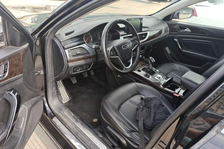 Used Zotye Z700 2016 1.8T Manual Luxury Model Driver Seat
