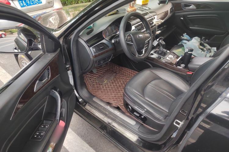Used Zotye Z700 2016 1.8T Manual Luxury Model Driver Seat