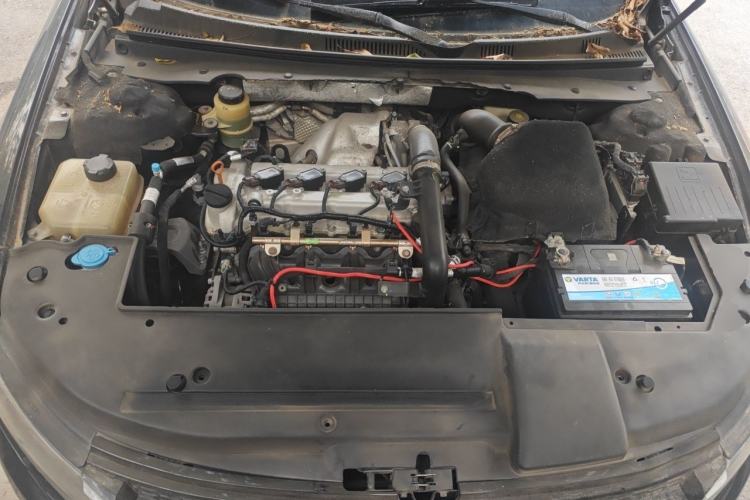Used Zotye Z700 2016 1.8T DCT Elegant Version Engine Bay