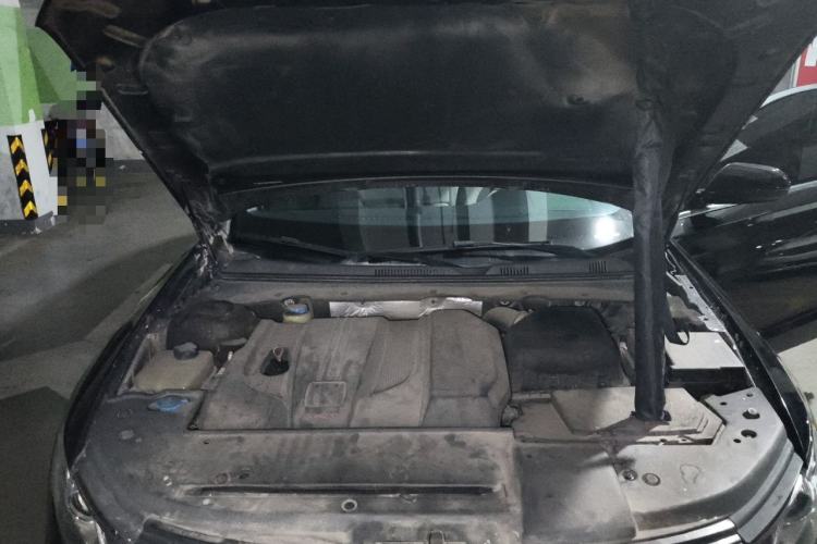 Used Zotye Z700 2016 1.8T DCT Elegant Version Engine Bay