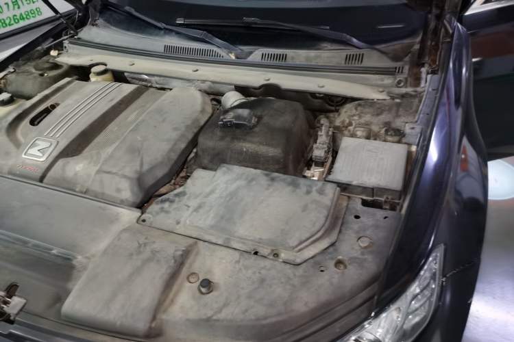 Used Zotye Z700 2016 1.8T DCT Elegant Version Engine Bay Left
