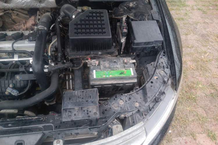 Used Zotye Z700 2016 1.8T DCT Prestige Edition Engine Bay Left