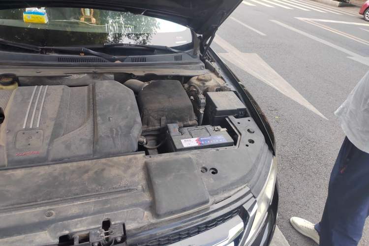 Used Zotye Z700 2016 1.8T Manual Luxury Model Engine Bay Left