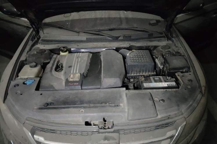 Used Zotye Z700 2016 1.8T Manual Elegant Model Engine Bay