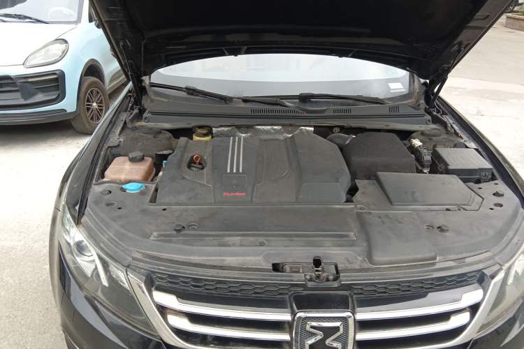 Used Zotye Z700 2016 1.8T DCT Luxury Model Engine Bay Right