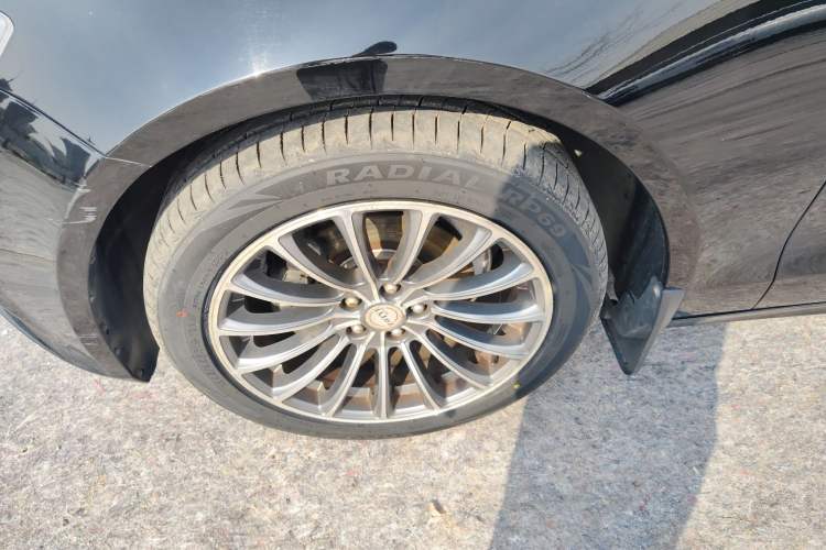 Used Zotye Z700 2016 1.8T DCT Elegant Version Exterior 1