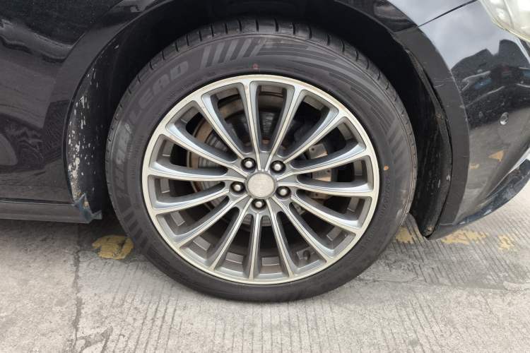 Used Zotye Z700 2016 1.8T DCT Elegant Version Exterior 7