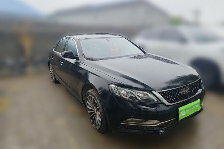 Used Zotye Z700 2016 1.8T Manual Luxury Model Front Right 45 Deg