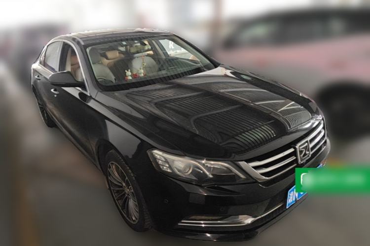 Used Zotye Z700 2016 1.8T Manual Elegant Model Front Right 45 Deg