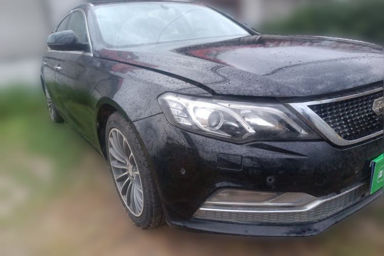 Used Zotye Z700 2016 1.8T DCT Prestige Edition Front Right 45 Deg