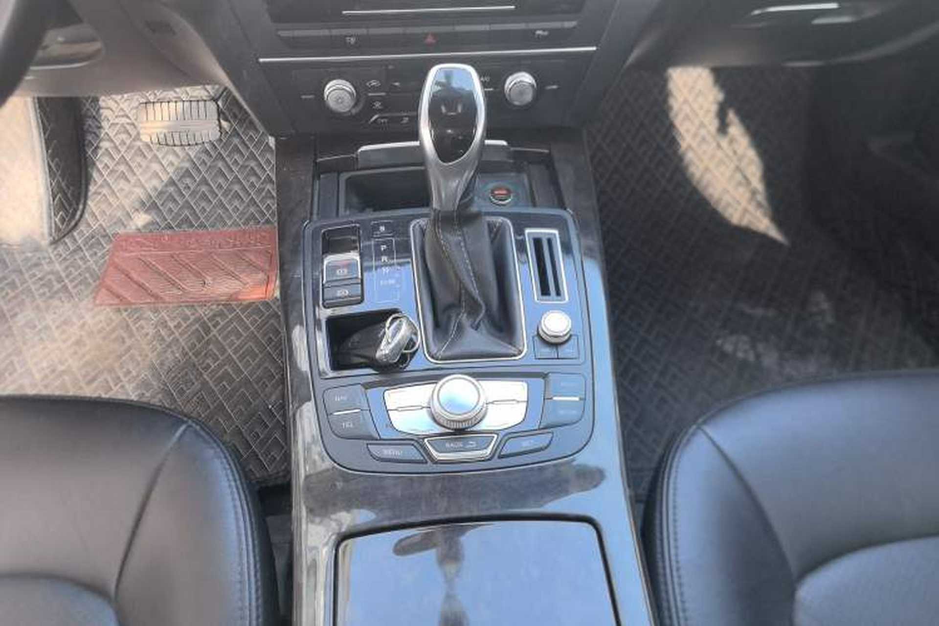 Used Zotye Z700 2016 1.8T DCT Luxury Model Gear Lever