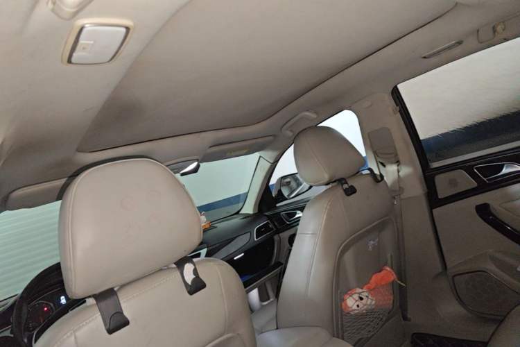 Used Zotye Z700 2016 1.8T Manual Elegant Model Headliner