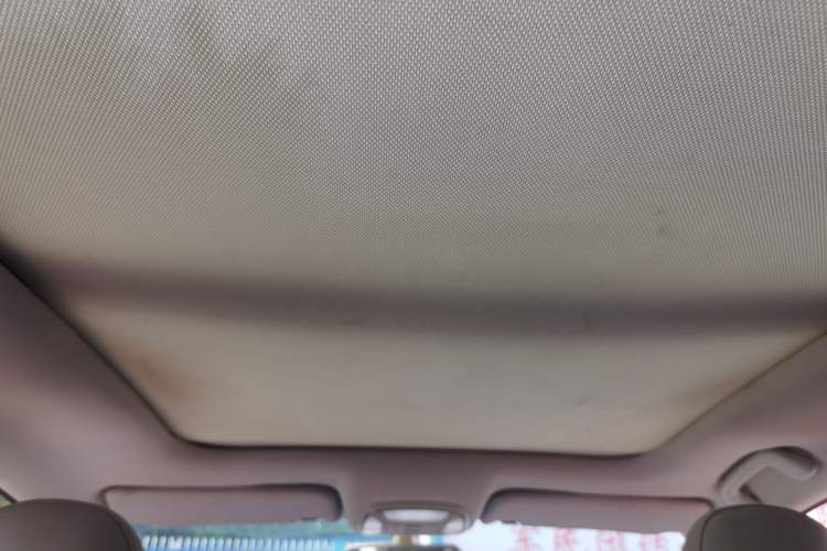 Used Zotye Z700 2016 1.8T Manual Elegant Model Headliner