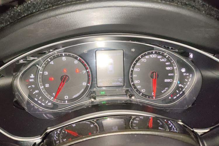 Used Zotye Z700 2016 1.8T DCT Elegant Version Instrument Cluster