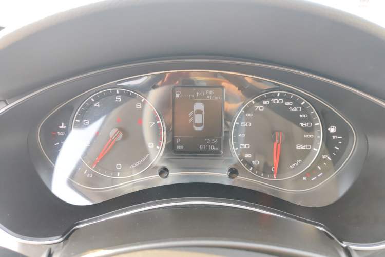 Used Zotye Z700 2016 1.8T DCT Elegant Version Instrument Cluster