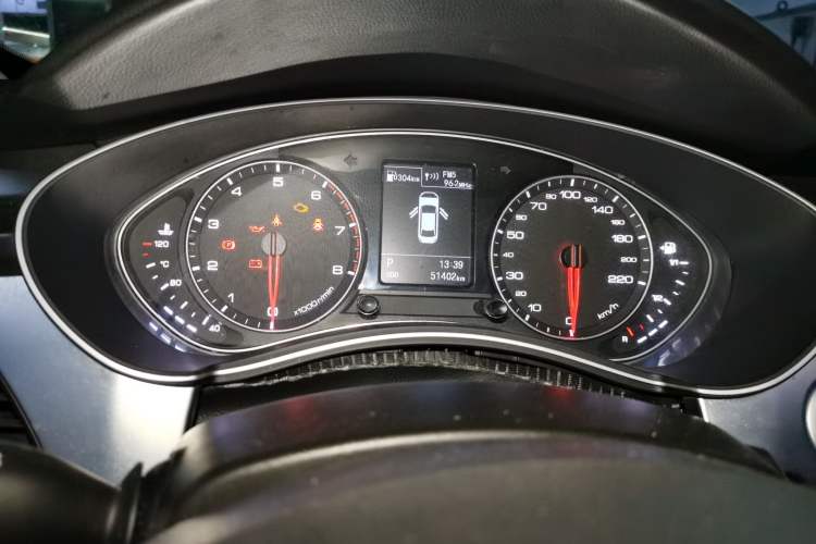 Used Zotye Z700 2016 1.8T DCT Elegant Version Instrument Cluster