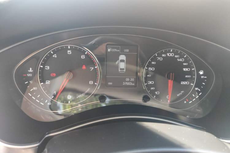 Used Zotye Z700 2016 1.8T Manual Luxury Model Instrument Cluster