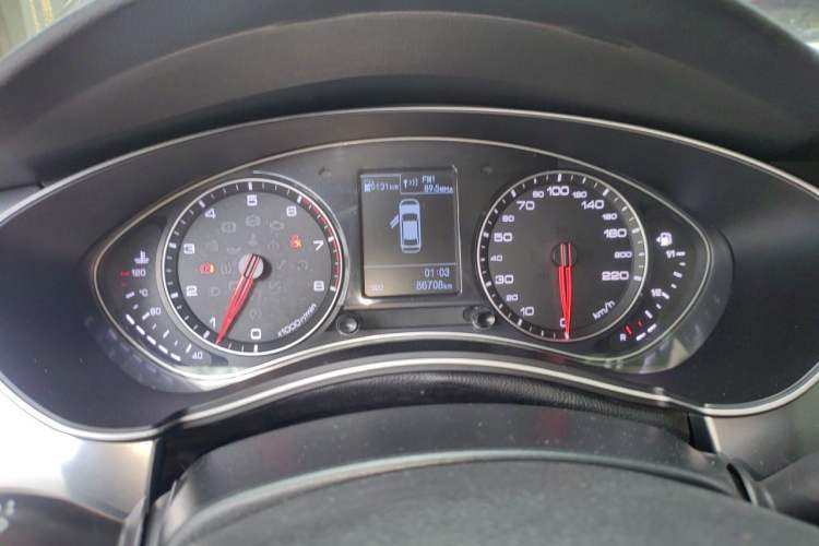 Used Zotye Z700 2016 1.8T Manual Elegant Model Instrument Cluster