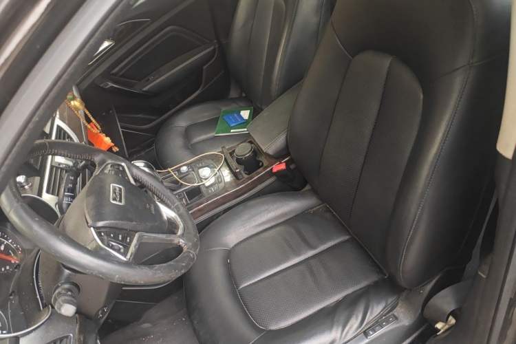 Used Zotye Z700 2016 1.8T DCT Elegant Version Left Front Seat