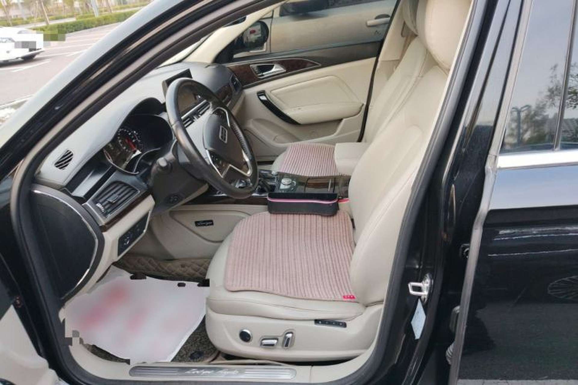 Used Zotye Z700 2016 1.8T DCT Prestige Edition Left Front Seat