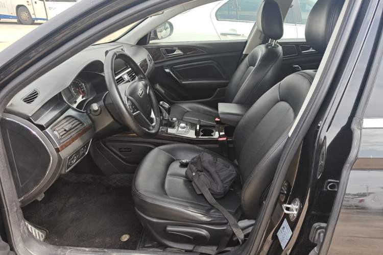 Used Zotye Z700 2016 1.8T Manual Luxury Model Left Front Seat