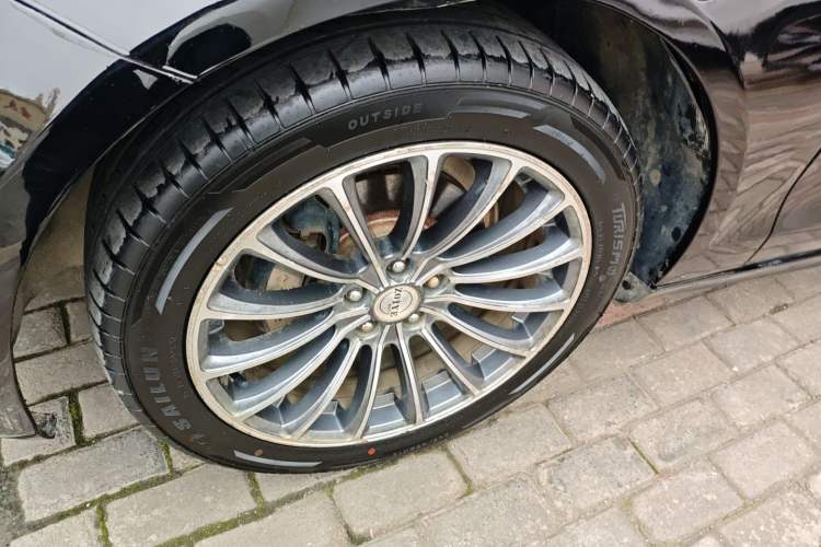 Used Zotye Z700 2016 1.8T DCT Elegant Version Left Front Wheel Hub
