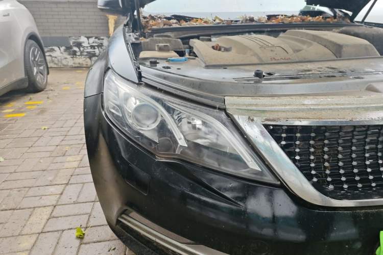 Used Zotye Z700 2016 1.8T Manual Luxury Model Right Front Headlight