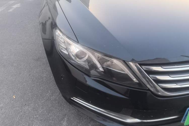 Used Zotye Z700 2016 1.8T Manual Elegant Model Right Front Headlight