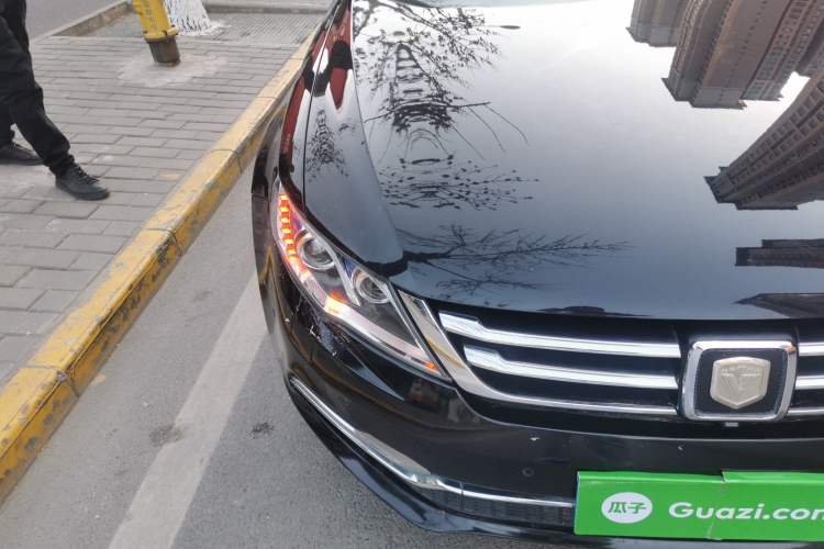 Used Zotye Z700 2016 1.8T DCT Prestige Edition Right Front Headlight