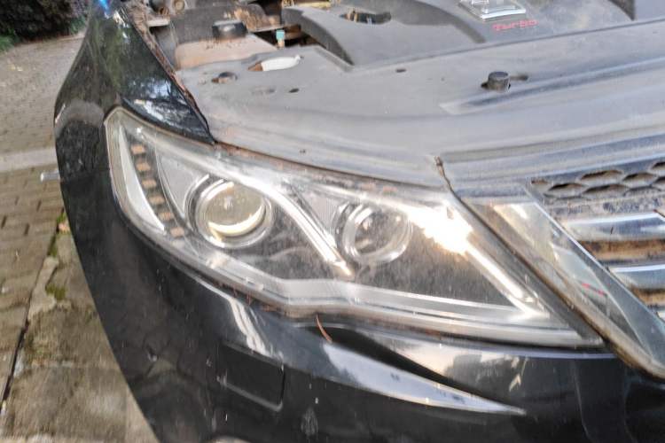 Used Zotye Z700 2016 1.8T DCT Executive Edition Right Front Headlight