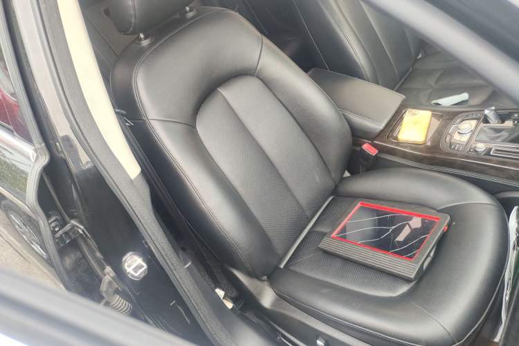 Used Zotye Z700 2016 1.8T DCT Elegant Version Right Front Seat
